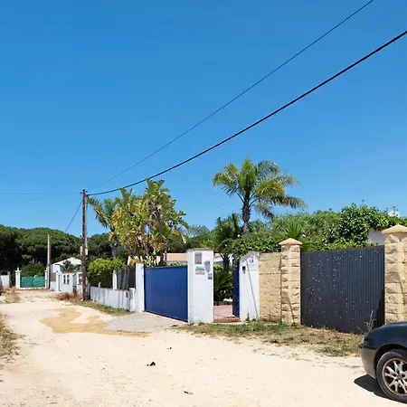 Amura - Solo Familias